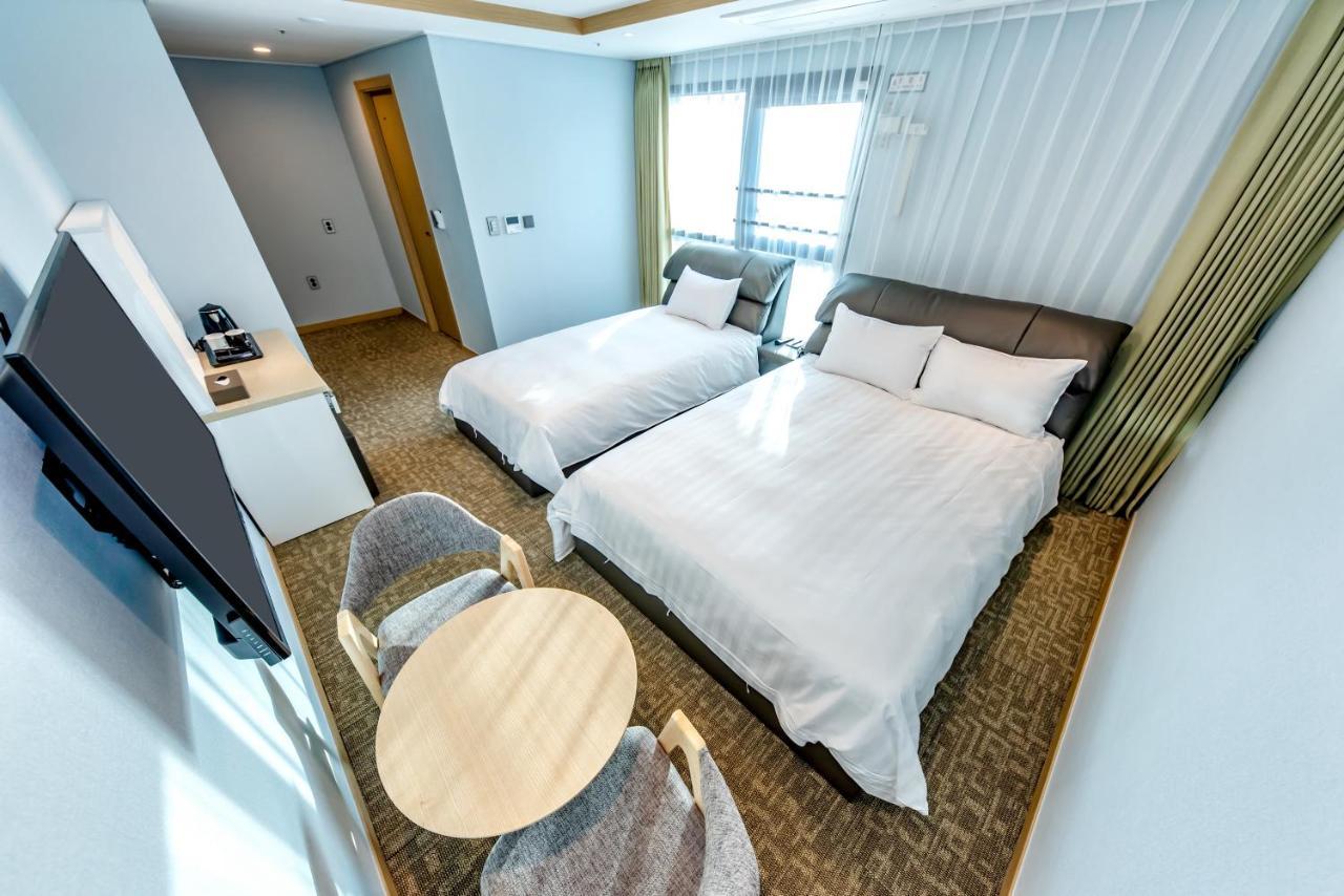 Hotel Dk Seogwipo Exterior photo