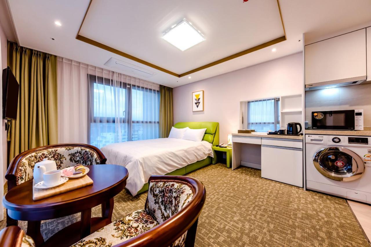 Hotel Dk Seogwipo Exterior photo